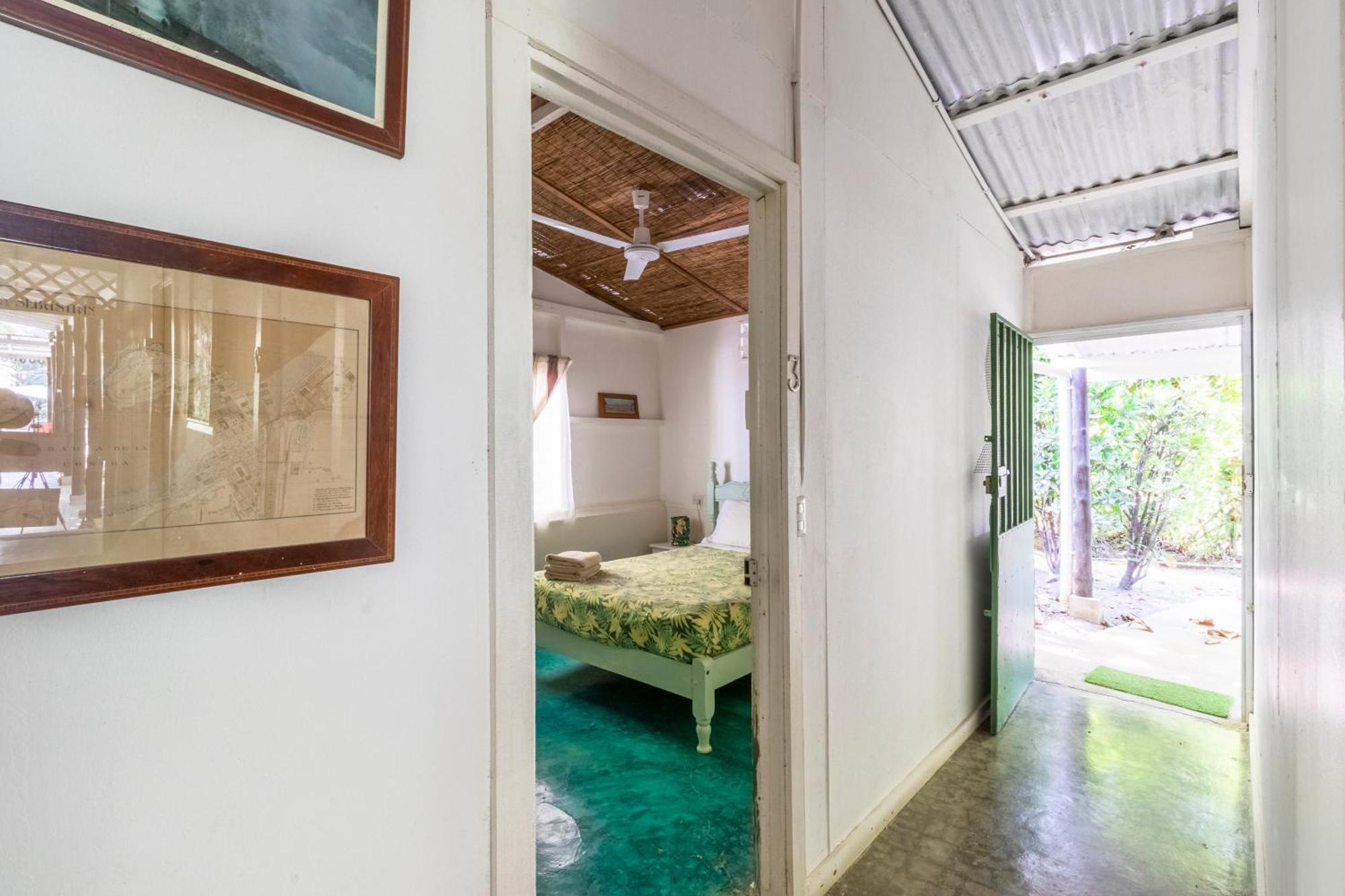 Bajo El Arbol B&B Playa Santa Teresa  Екстериор снимка
