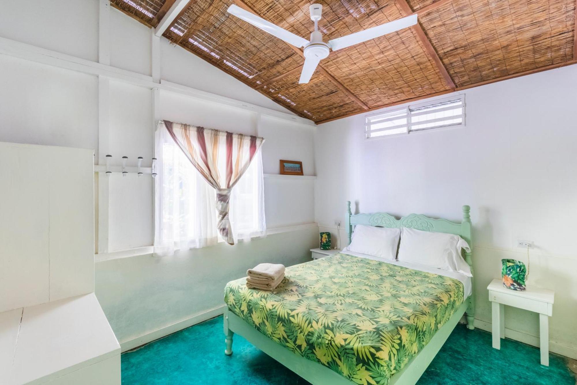 Bajo El Arbol B&B Playa Santa Teresa  Екстериор снимка
